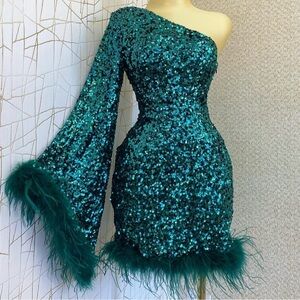 Women’s Dress - Green Sequin Feather Dress Holiday Party Dress